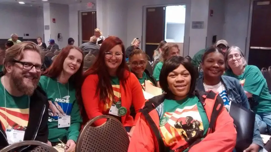 2822_at_the_convention_5.jpg