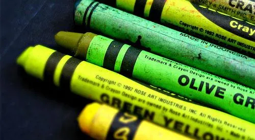 green_crayons.jpg
