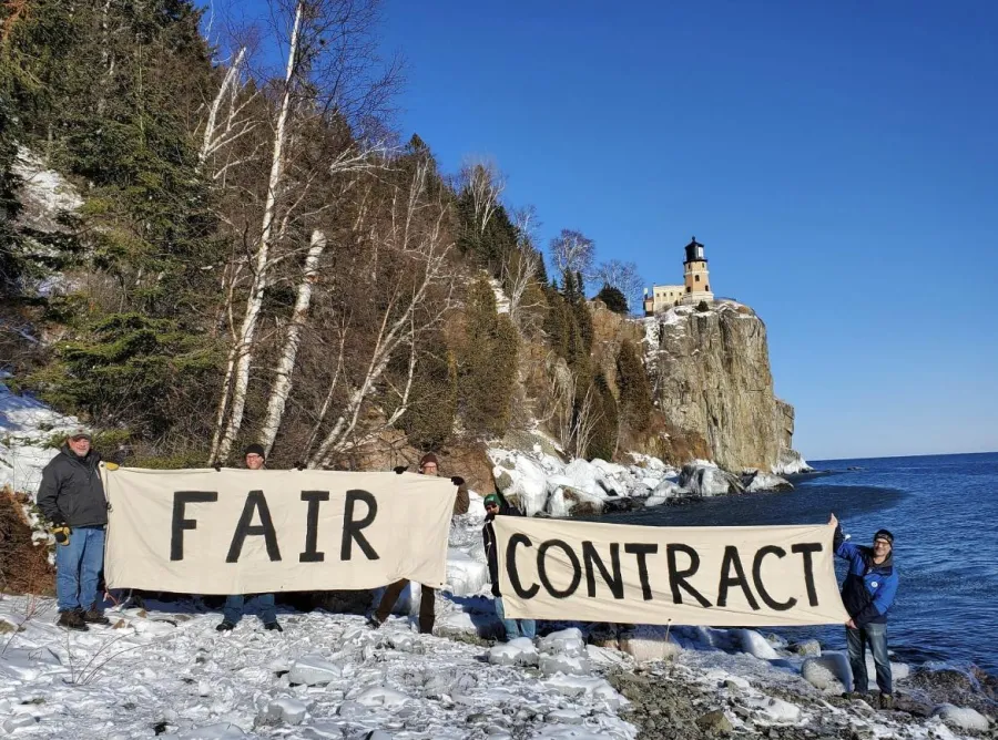 MNHS Workers Fight for Fair Contract